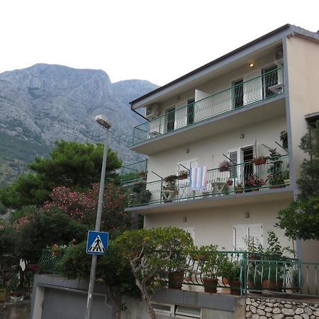 Apartments Caleta Baška Voda Extérieur photo